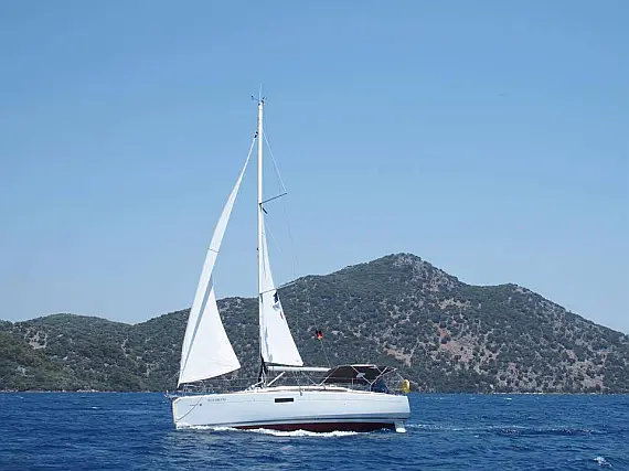 Sun Odyssey 349