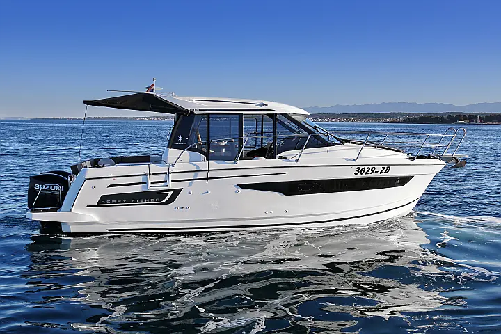 Merry Fisher 895 - 