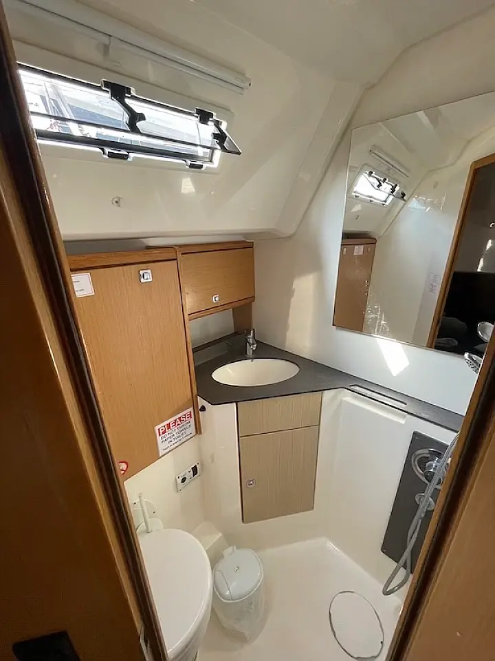 Bavaria Cruiser 46 - - 