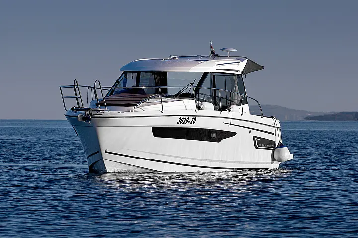Merry Fisher 895 - 