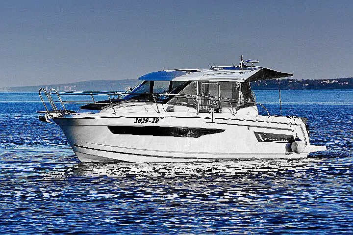 Merry Fisher 895 - 