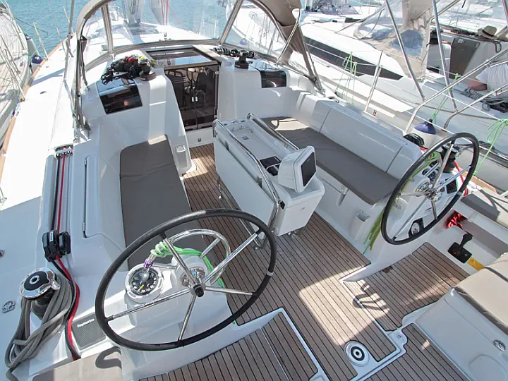Sun Odyssey 419 - 