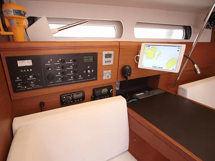 Sun Odyssey 419 - 
