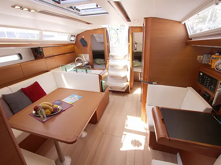 Sun Odyssey 419 - 