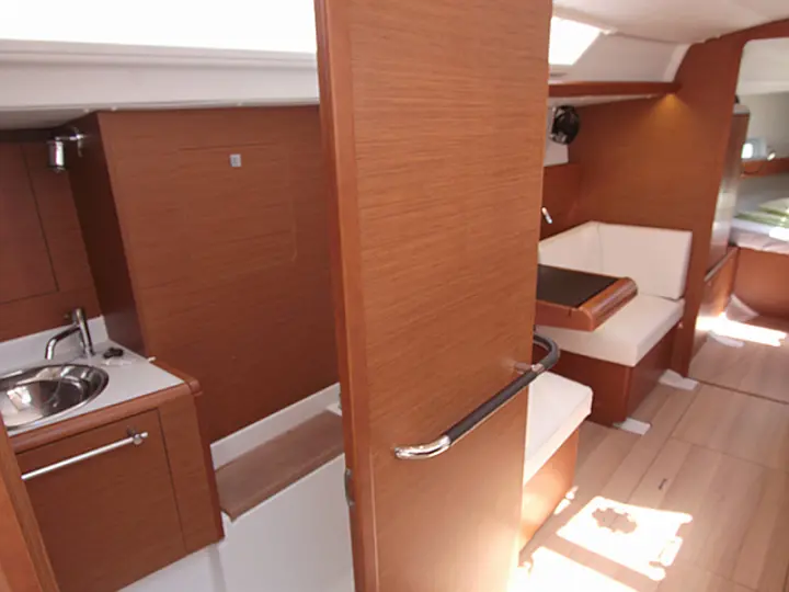 Sun Odyssey 419 - 