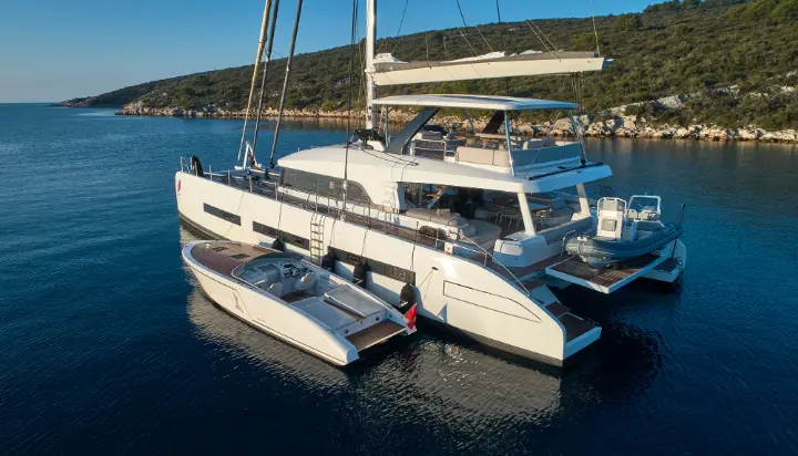 Lagoon Seventy 7 - 