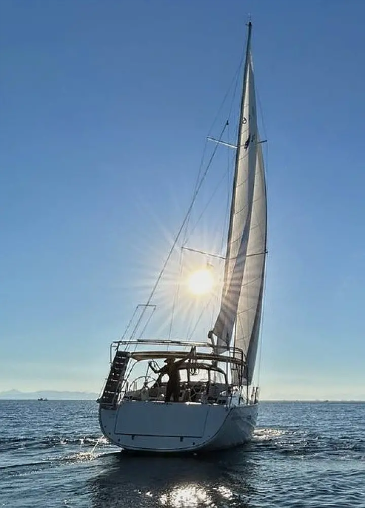 Bavaria Cruiser 46 - External image