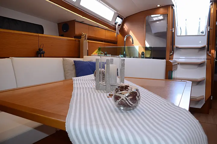 Sun Odyssey 419 - 