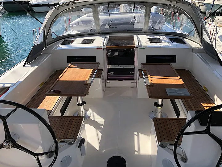 Bavaria C50 - 