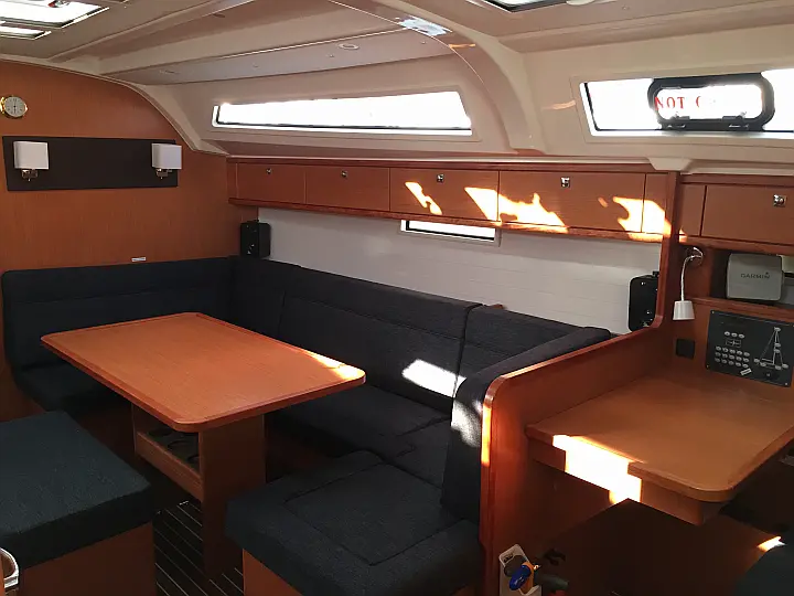 Bavaria Cruiser 41  - 