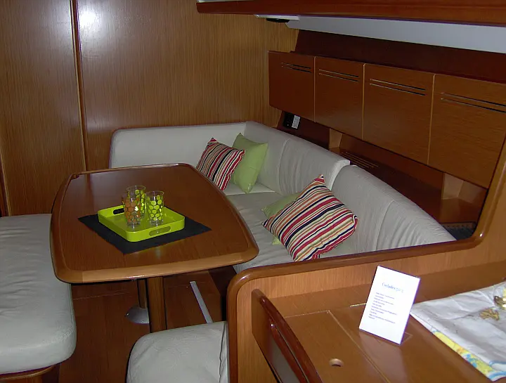 Cyclades 50.5 - 