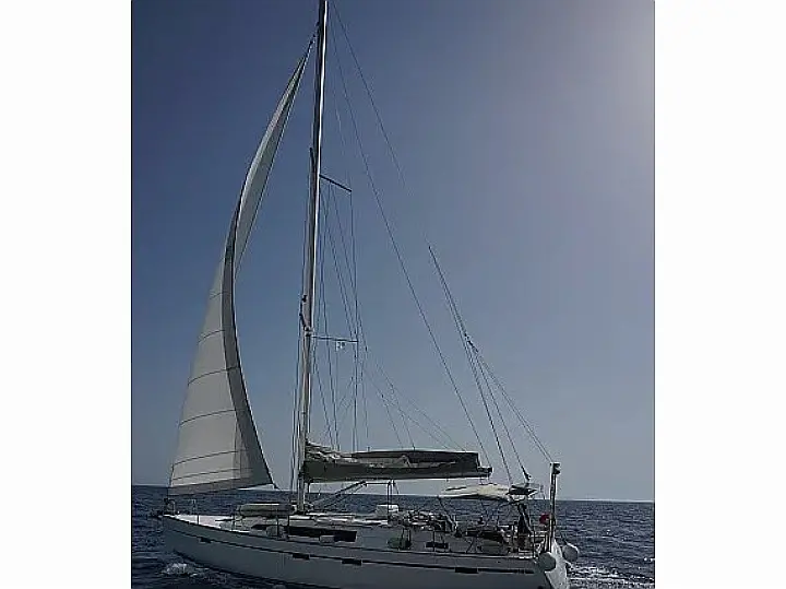 Bavaria Cruiser 51 - External image
