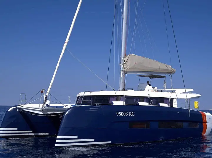 Dufour 48 Catamaran - External image