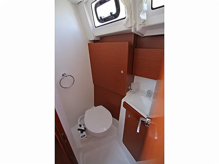 OCEANIS 38.1 BT - 