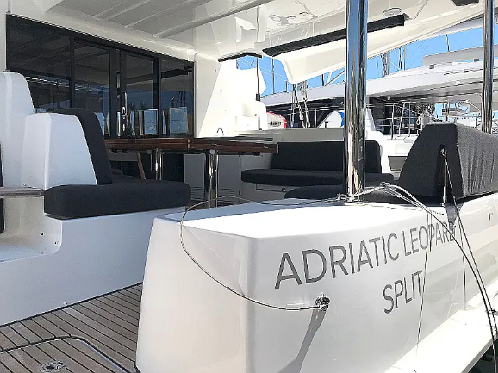 Lagoon 50 - 