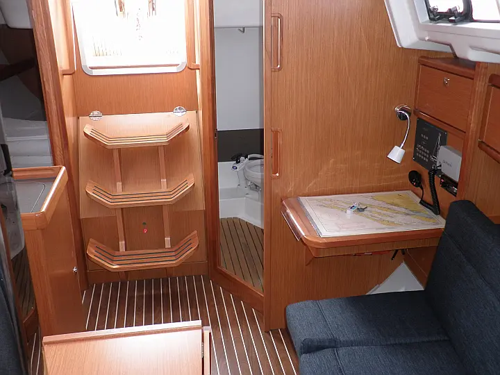 Bavaria Cruiser 33 - 