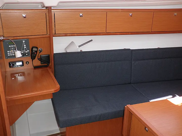 Bavaria Cruiser 33 - 