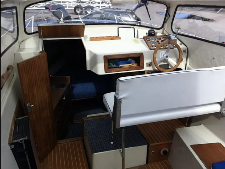 Albin 25 - 