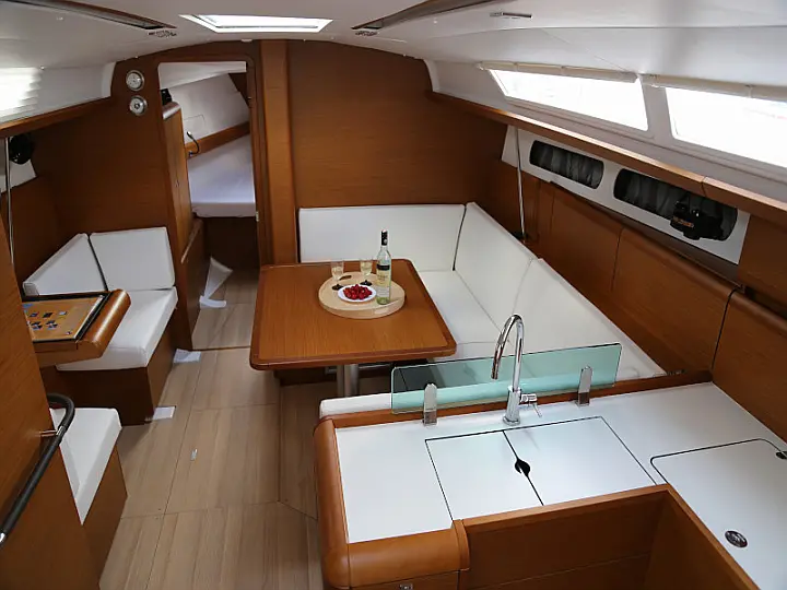 Sun Odyssey 419 - 
