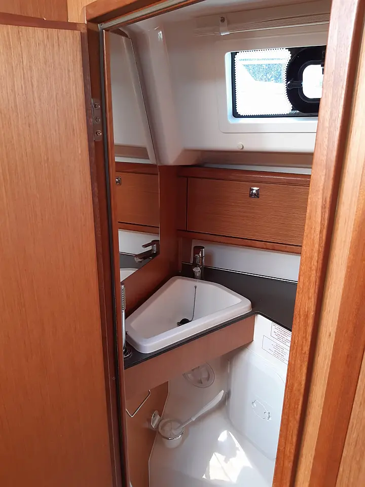 Bavaria Cruiser 34 - 