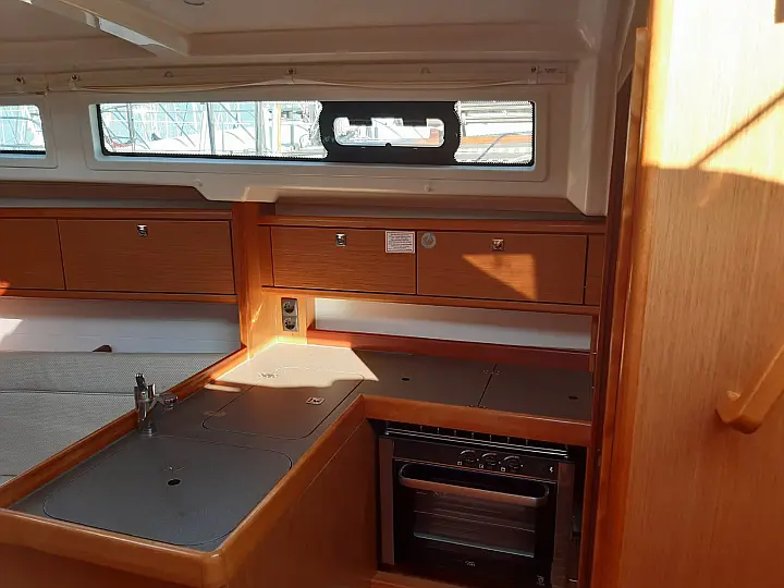 Bavaria Cruiser 34 - 