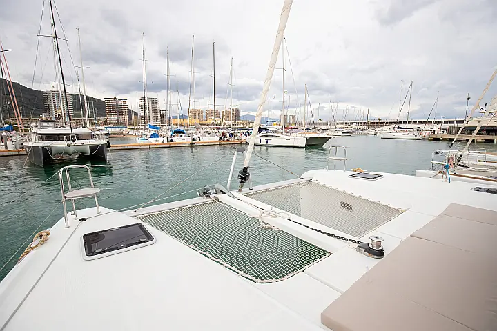 Lagoon 42 - 