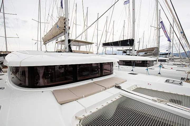 Lagoon 42 - 