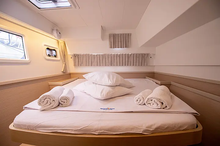 Lagoon 42 - 