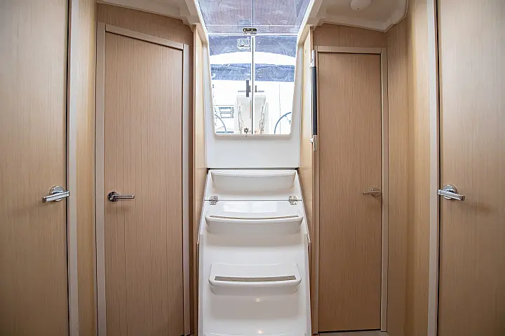 Oceanis 38.1 - 