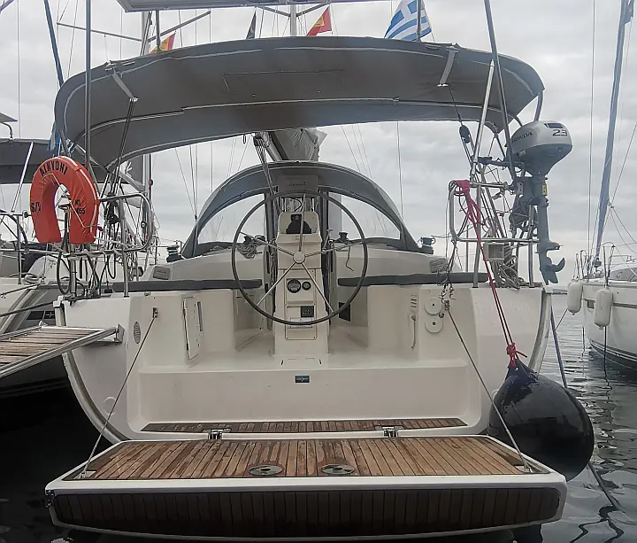 Bavaria Cruiser 33 - 