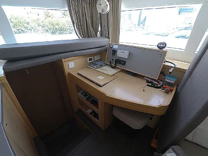 Lagoon 450  F - 