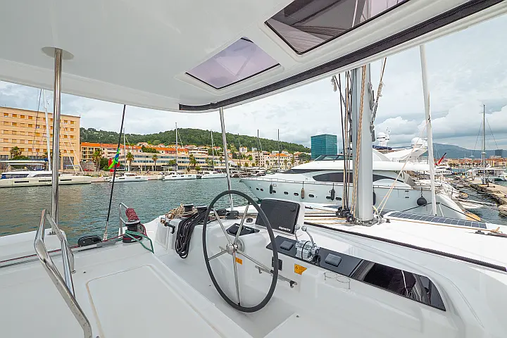 Lagoon 46  - 