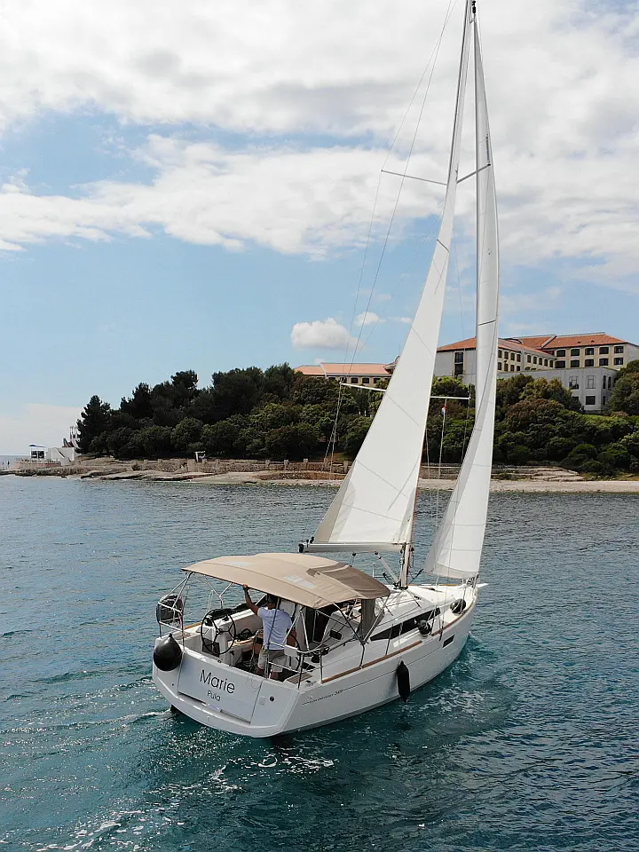 Sun Odyssey 349 - 2 Cab - 
