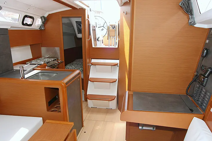 Sun Odyssey 349 - 2 Cab - 