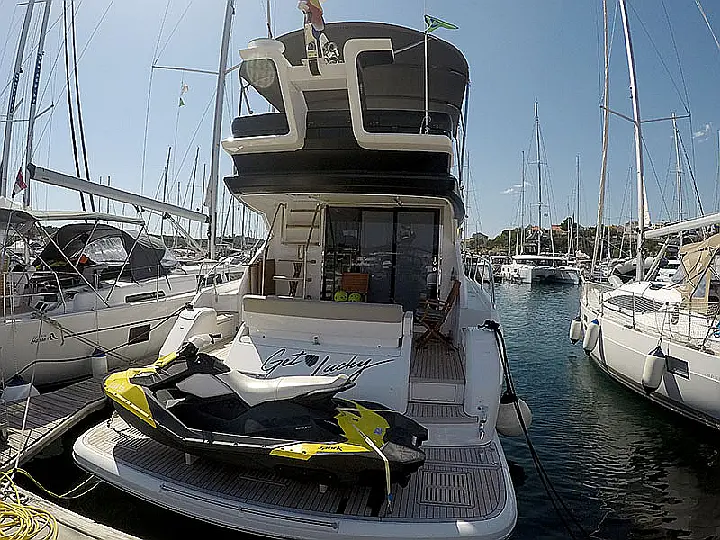 Fairline Squadron 50 - Fairline Squadron 50