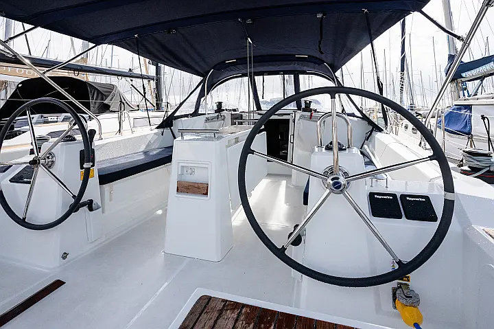 Oceanis 38.1 - 