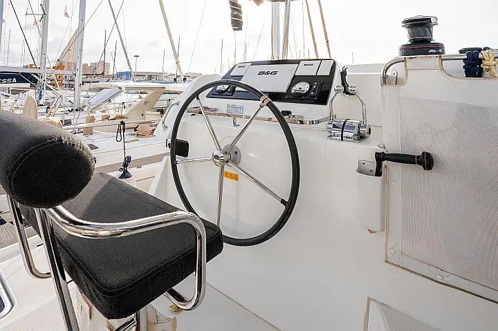 Lagoon 42 - 