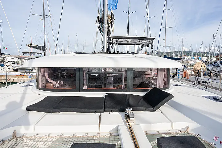 Lagoon 42 - 