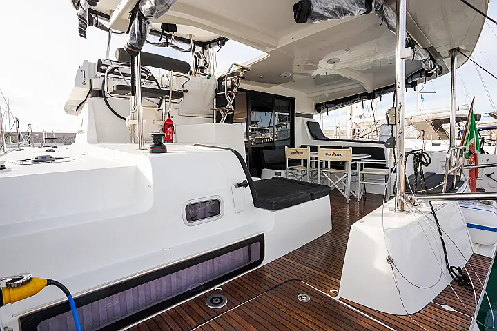 Lagoon 42 - 