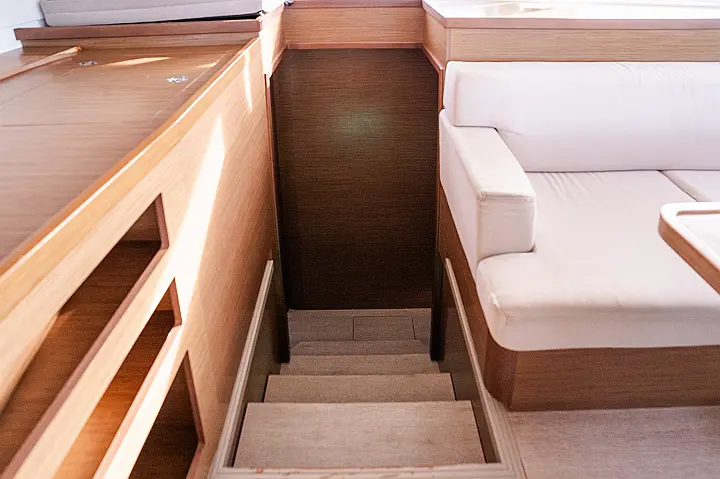 Lagoon 42 - 