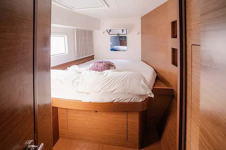 Lagoon 42 - 
