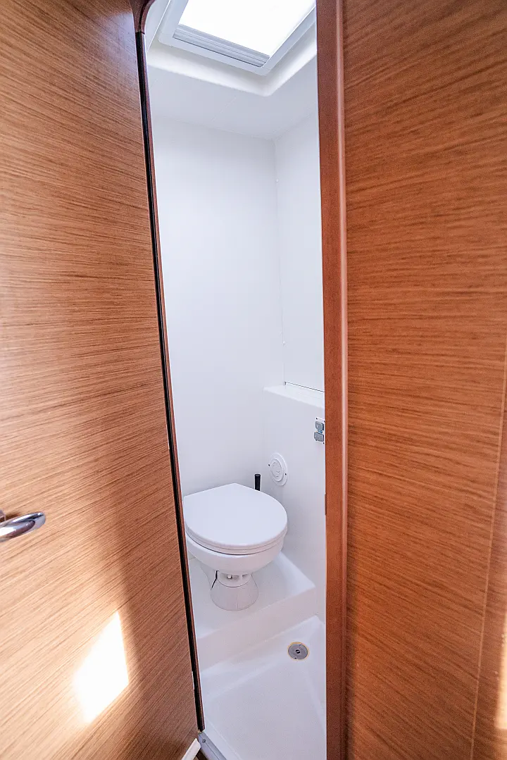 Lagoon 42 - 