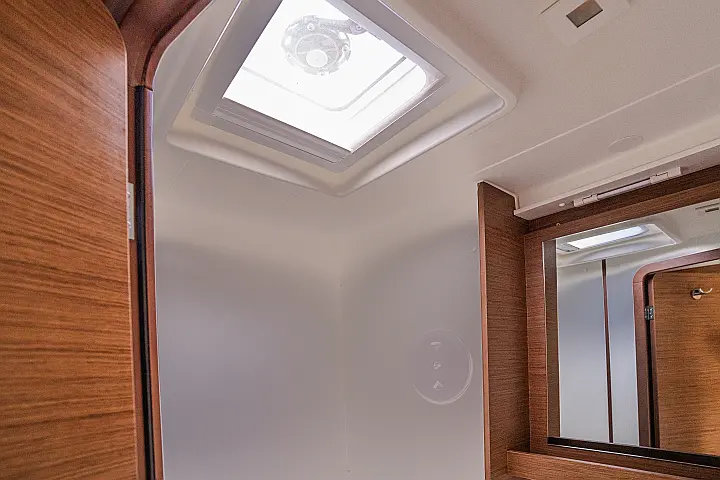 Lagoon 42 - 