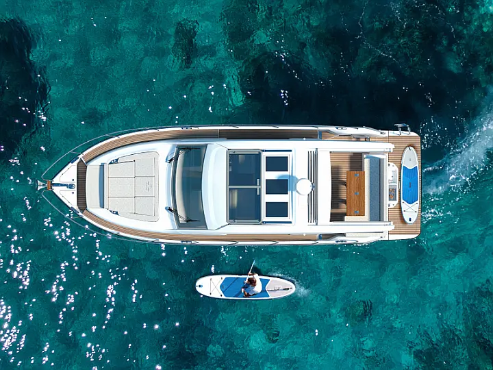 Sealine C390 - 