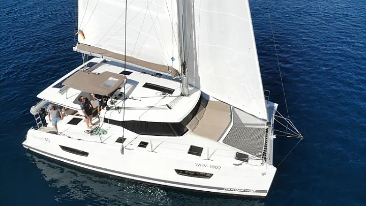 Lucia 40 - 