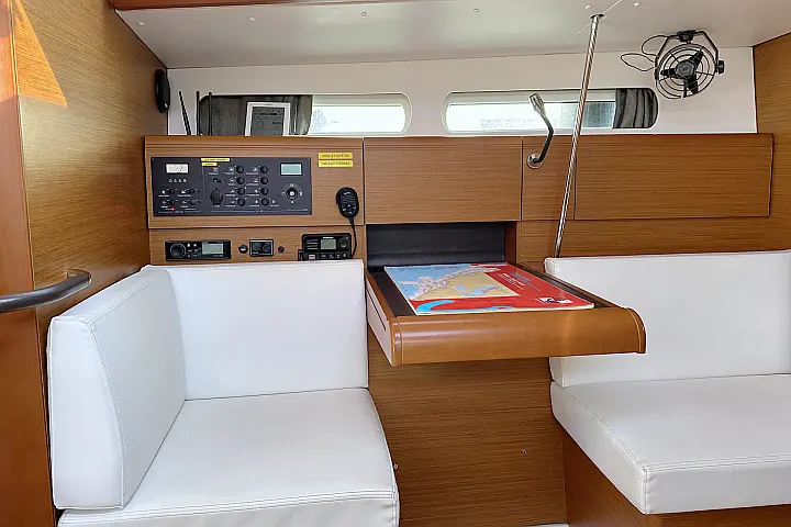 Sun Odyssey 419 - 