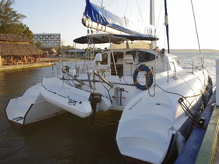 Bahia 46 - 