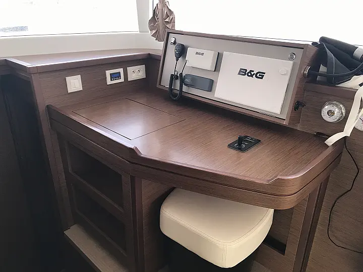 Lagoon 450F  - 