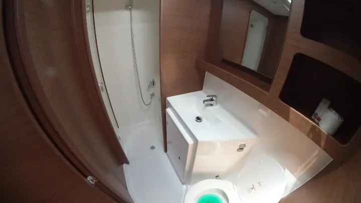 Lagoon 42 - 