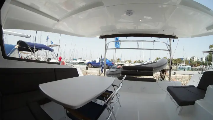 Lagoon 42 - 